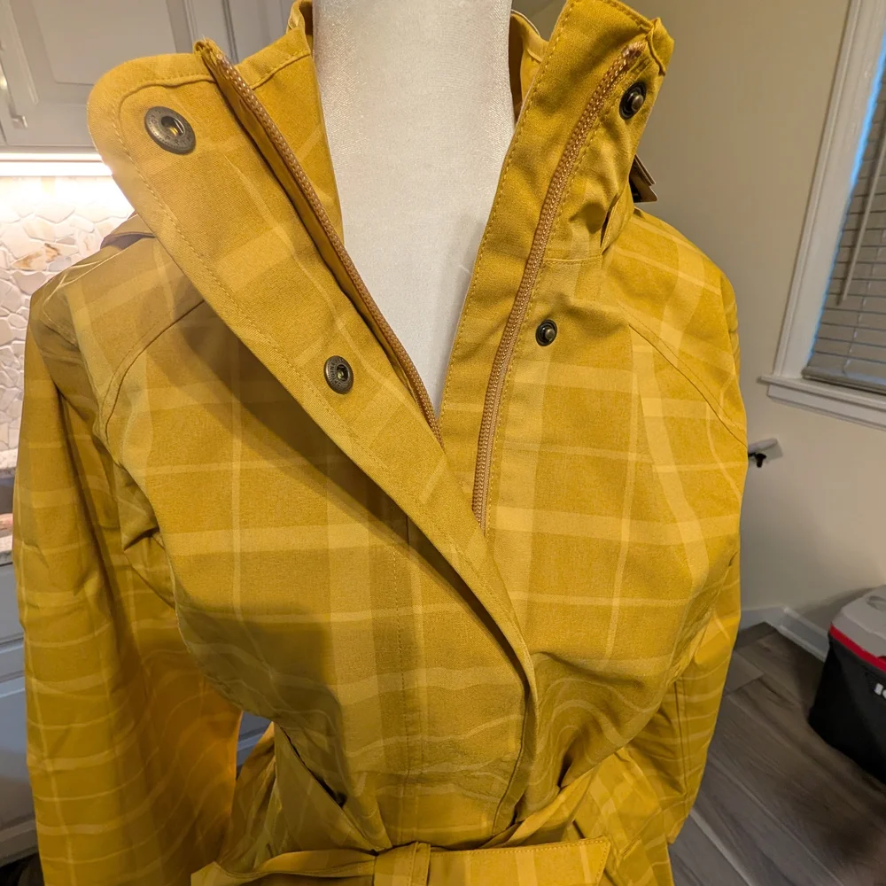 Royal Robbin Mobile Waterproof Large Gold Trench Plaid Coat, Women - Picture 3 of 11